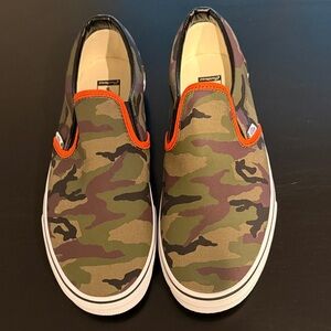 Vans Men's Slip-On Sneakers in Camo with Orange Trim size Men’s 10.5 or Women 12